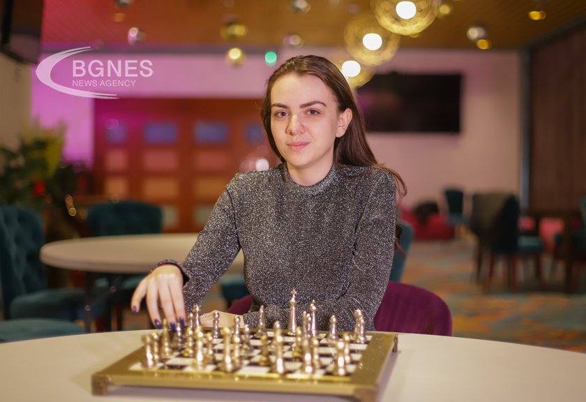 Нургюл Салимова продължава със силното си представяне на престижния шахматен