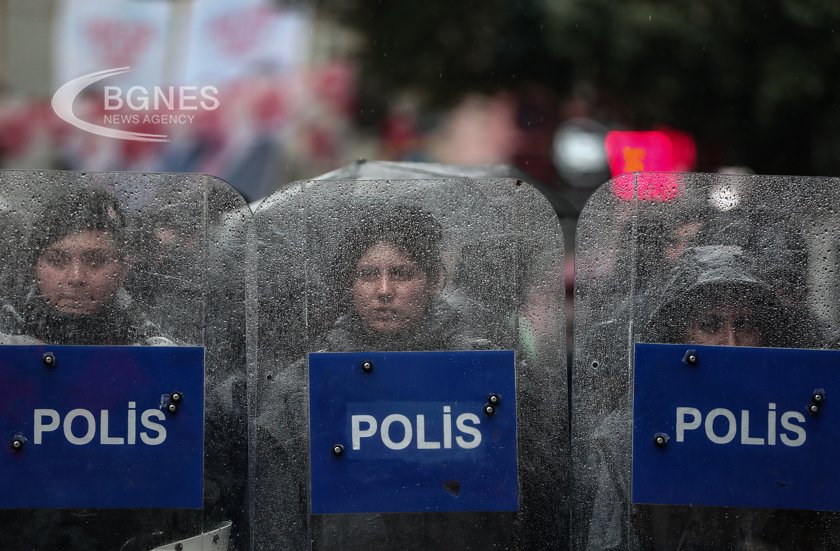 Турските власти са арестували 147 души заподозрени в принадлежност към
