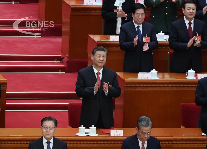 Китайският президент Си Дзинпин се срещна на 27 март с