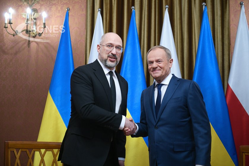Полският премиер Туск прие украинския си колега Денис Шмигал за