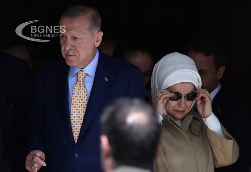 Турският президент Реджеп Тайип Ердоган и първата дама Емине Ердоган