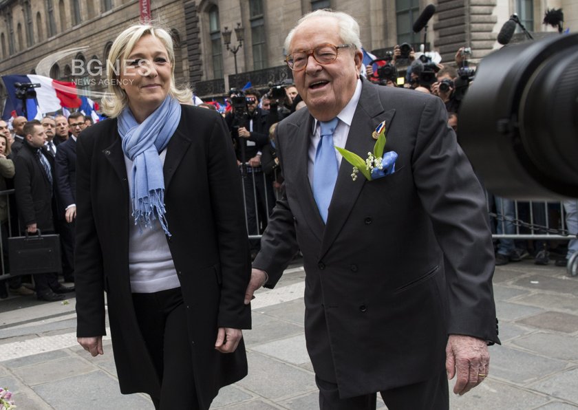 Френските съдебни власти са поставили 95 годишния бивш лидер на френската