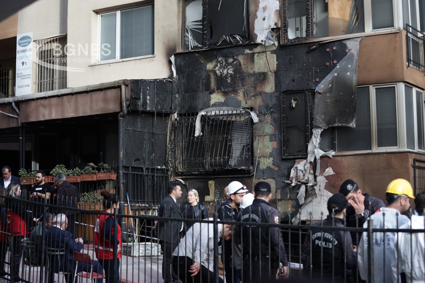 Незаконни заваръчни работи в нощен клуб в Истанбул предизвикаха пожар