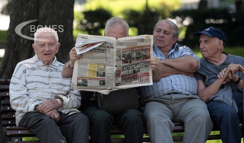 Депутатите приеха на първо четене 75 лева добавка към пенсията