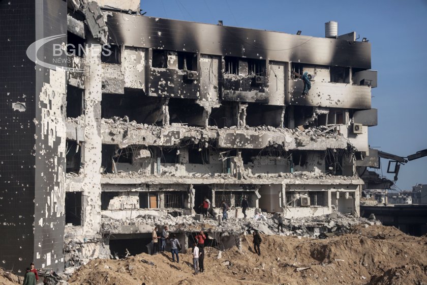 Най голямата болница в Газа е превърната в пепелище заради израелската