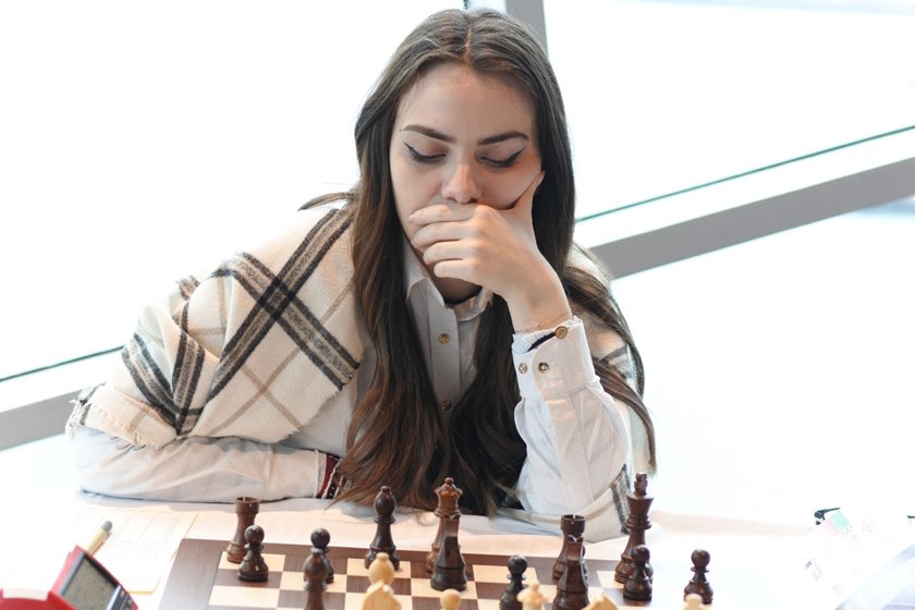 Нургюл Салимова допусна първа загуба на турнира на претендентките за