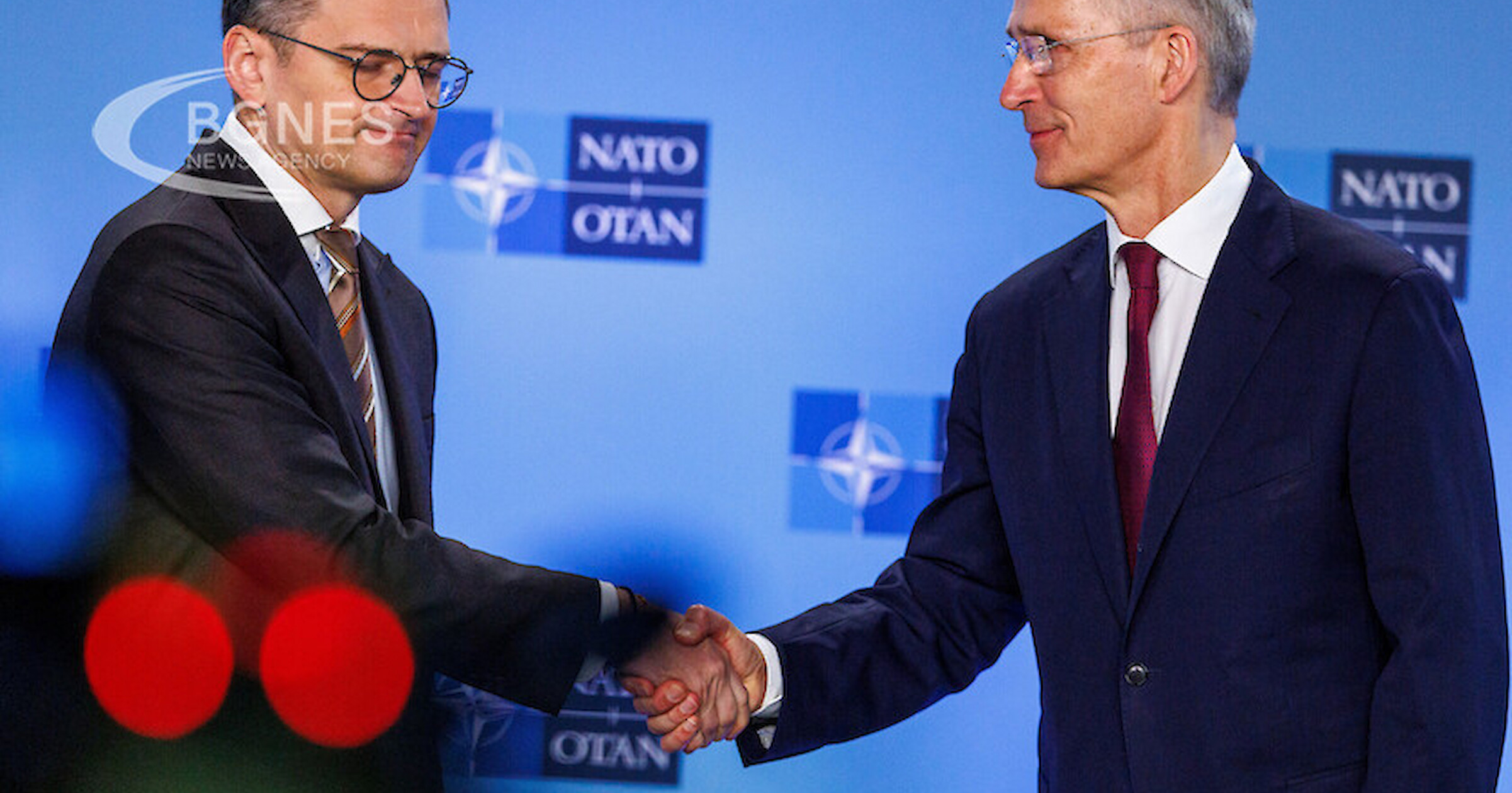 Ръководителят на НАТО Йенс Столтенберг заяви че Украйна просто не