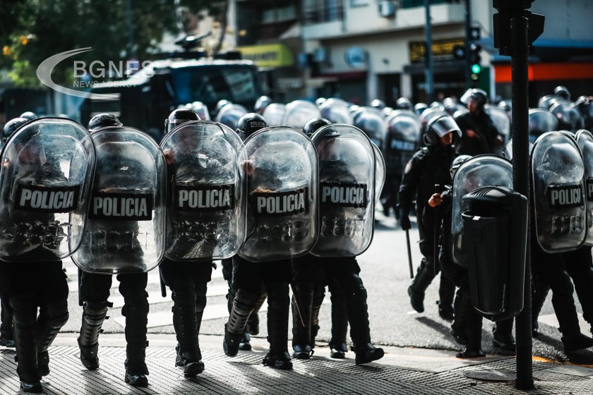 Аржентинската полиция арестува 11 души по време на протест в