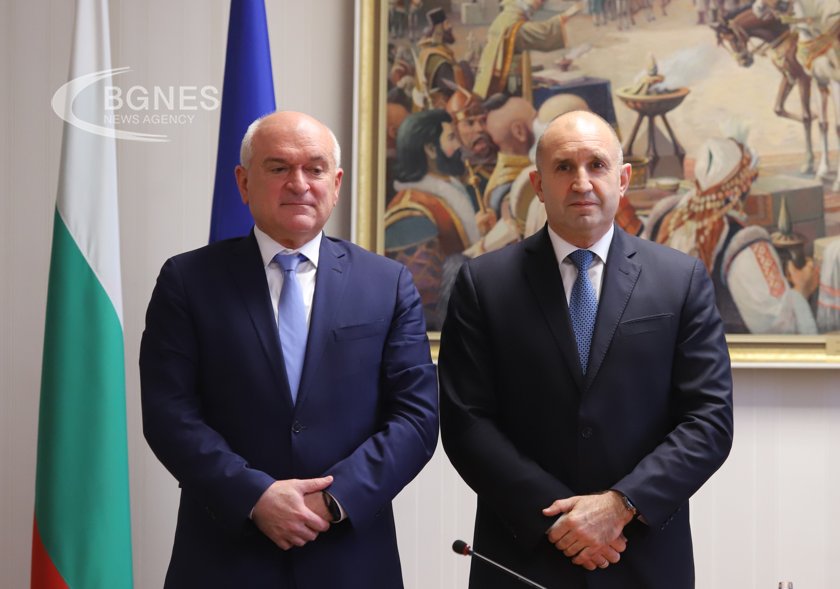 Президентът Румен Радев и премиерът Димитър Главчев ще проведат нова