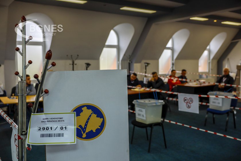 Повечето сърби в Северно Косово бойкотираха местния референдум на 21