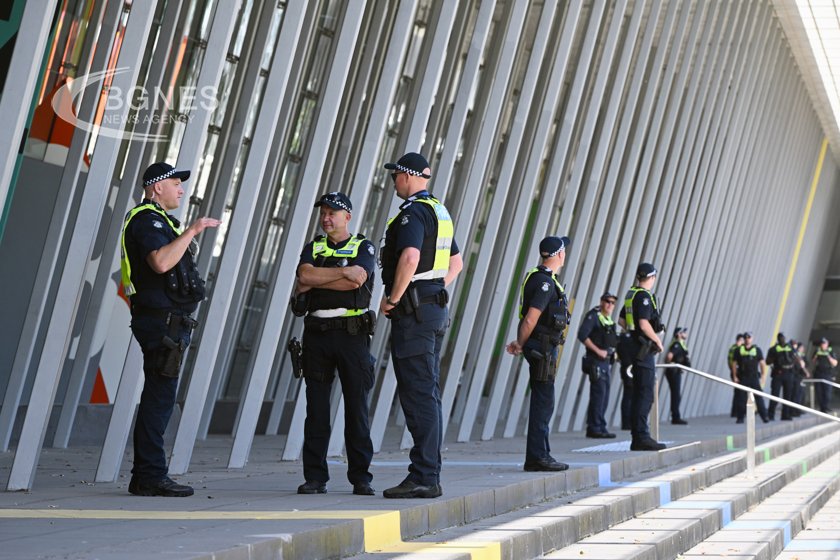 Снимка: Австралийската полиция арестува 7 души, след антитерористични обиски
