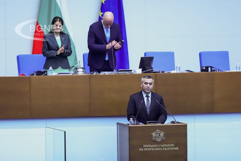 Снимка: Георги Тахов се закле като министър на земеделието в служебния кабинет