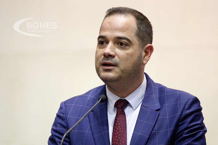 Вътрешният министър Калин Стоянов коментира твърденията на сайта BIRD, че