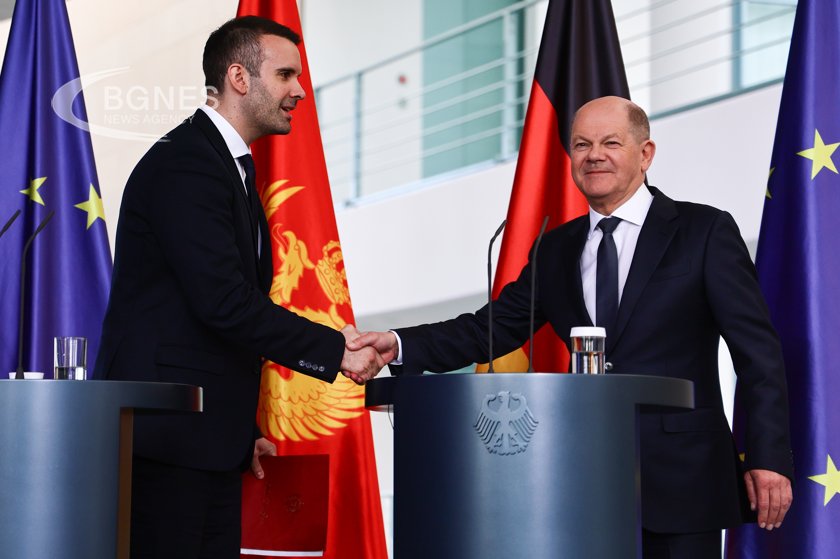 Германският канцлер Олаф Шолц обеща на черногорския премиер Милойко Спаич