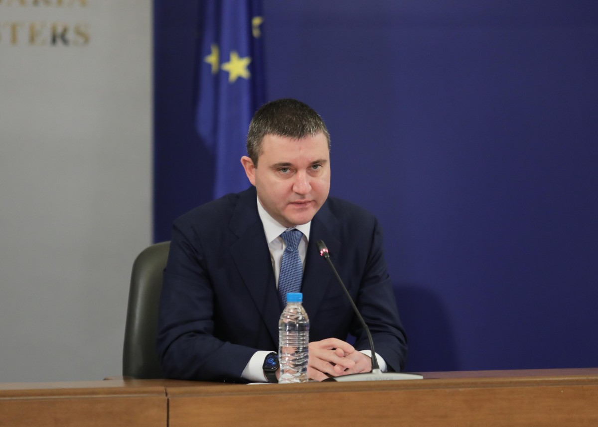 Горанов: Няма причини да подавам оставка