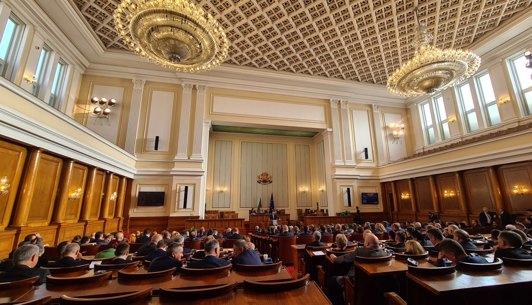 Parliament votes in favour of rendering Ukraine military assistance