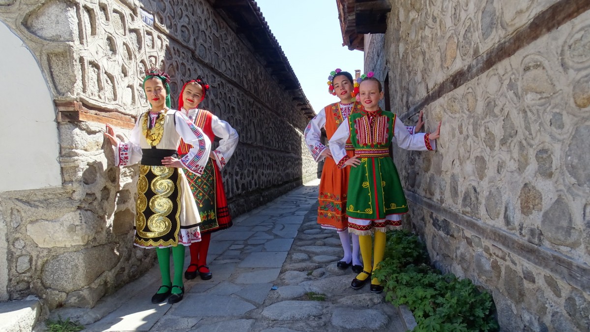 Днес е Лазаровден
