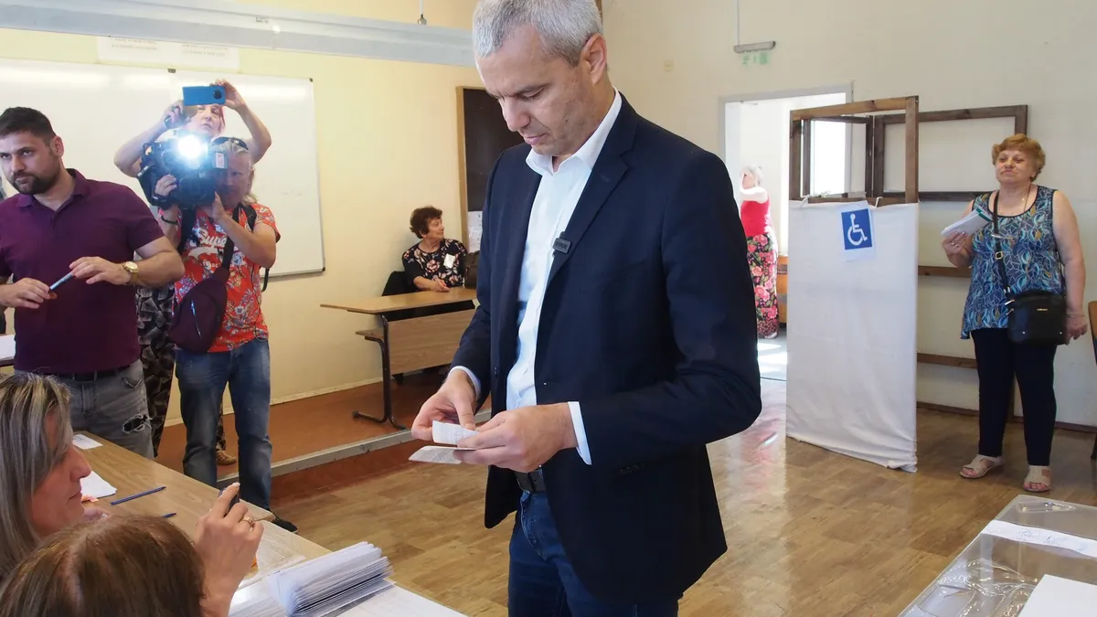 Костадин Костадинов: Изборите са шанс да се изхвърли политическият боклук в кофата