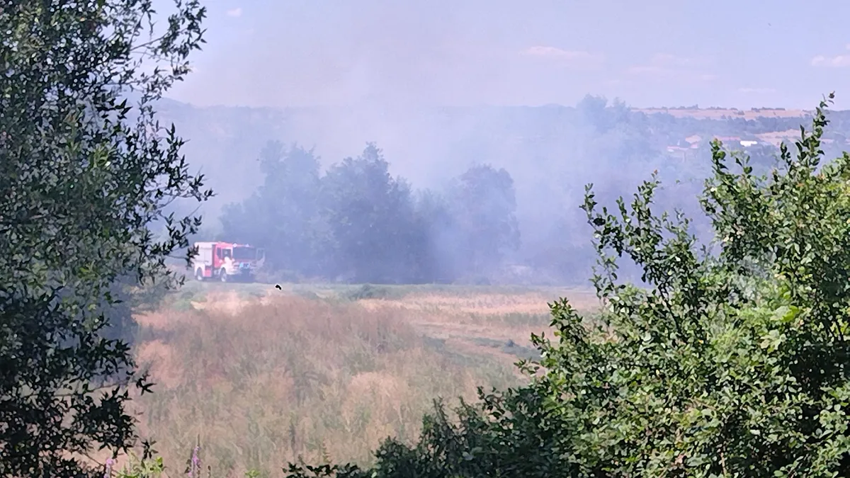 Нов пожар под Рилски манастир между село Пороминово и Бараково