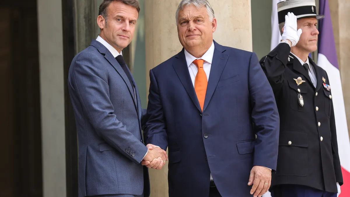 Орбан и Макрон обсъдиха присъединяването на Западните Балкани към ЕС 