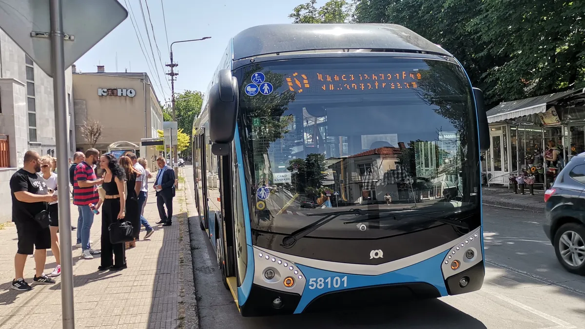 От 1 юли общественият транспорт в Русе с по-ниски цени