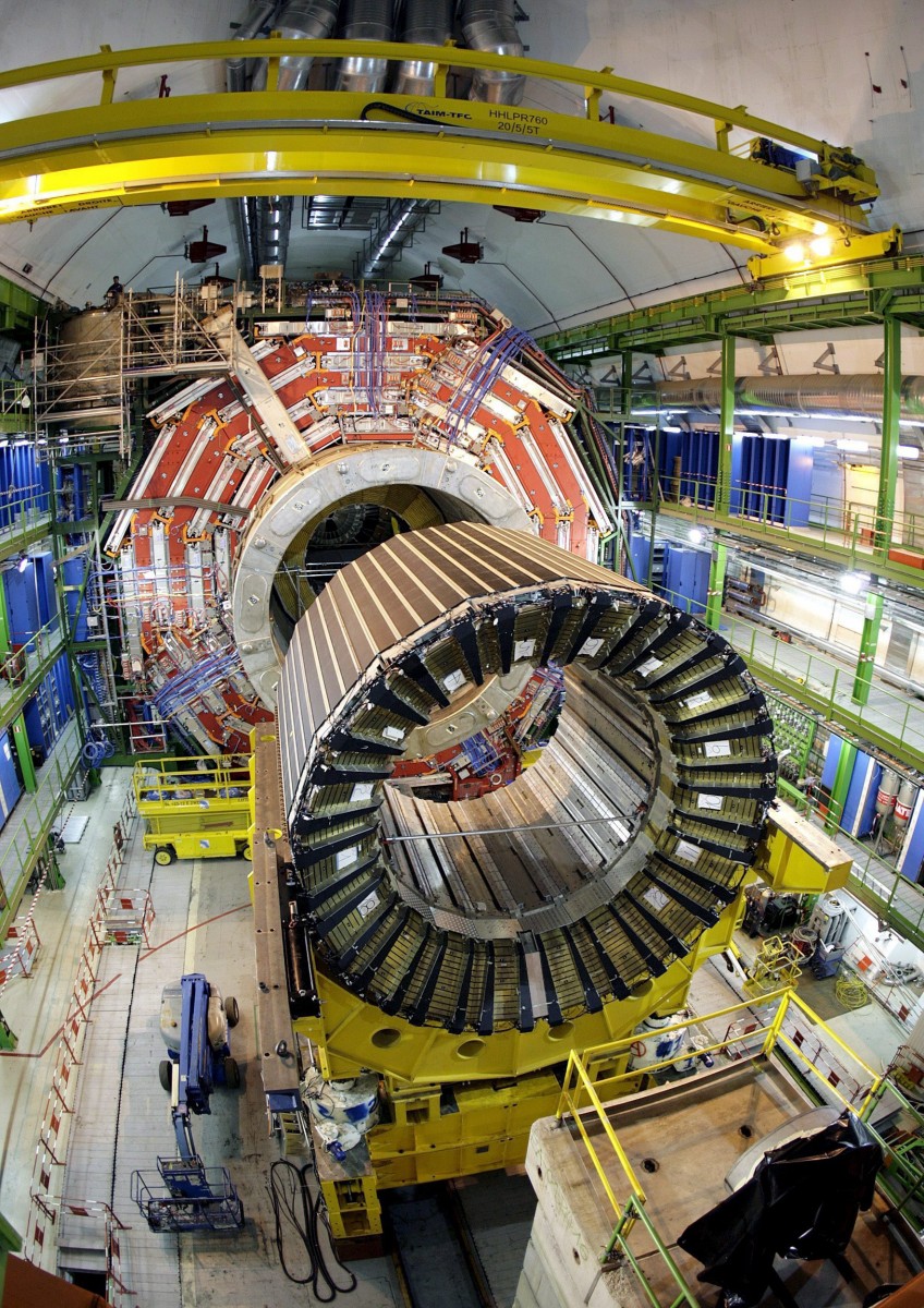 От CERN искат нов суперколайдер за 21 млрд. евро