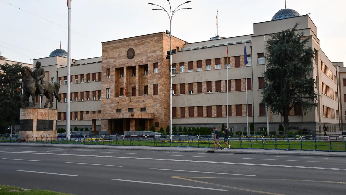  Парламентът на РСМ одобри преструктурирането на правителството 
