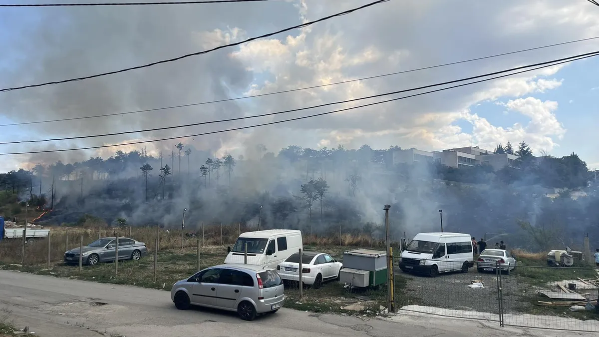 Пожар избухна близо до дом за деца в Стара Загора