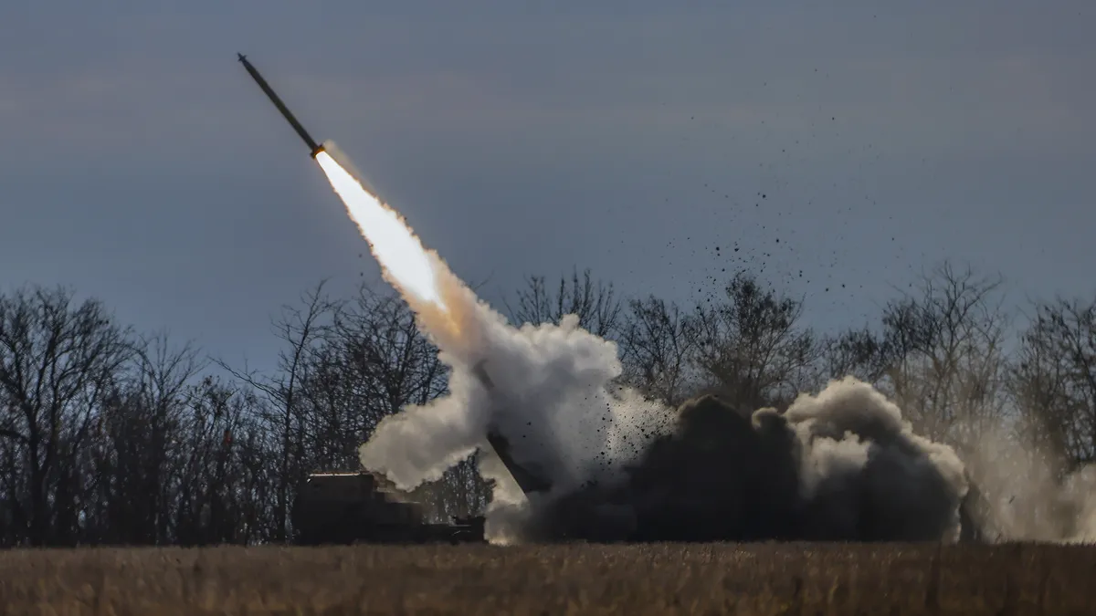 САЩ обявиха близо 1 млрд. долара военна помощ за Украйна